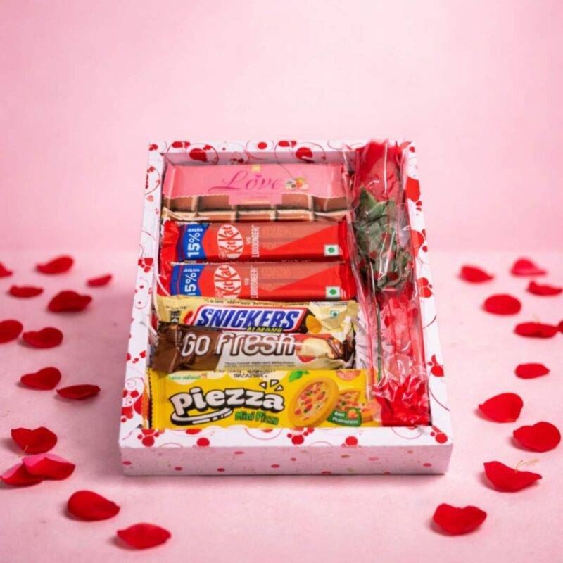Valentine’s Day Chocolate Gift Box With Rose